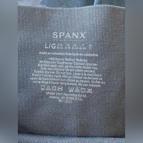 Spanx Look At Me Now Full Length Leggings in Black Camo - New with tags - Picture 11 of 12